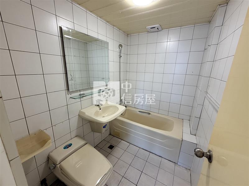 【安家】專任-文化國小3+1房附車位房屋室內格局與周邊環境