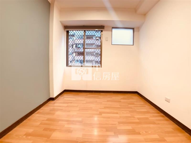 冠桃園房屋室內格局與周邊環境
