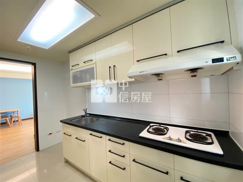 歡樂家庭房屋室內格局與周邊環境