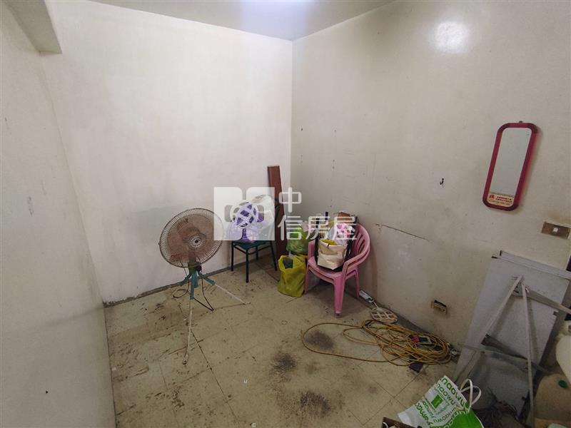 近梧棲漁港低總價成家兩房公寓房屋室內格局與周邊環境