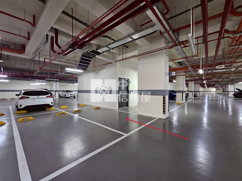 台積電封裝五廠三房B1平車角間房屋室內格局與周邊環境