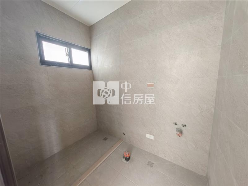 南清大育賢國中全新三房平面車位房屋室內格局與周邊環境