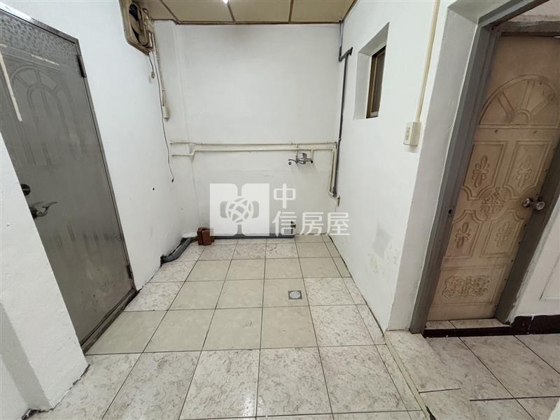 龍潭中興路透天房屋室內格局與周邊環境