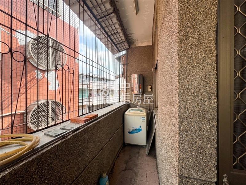 建業路綠意景觀健身宅|270萬輕鬆成家房屋室內格局與周邊環境