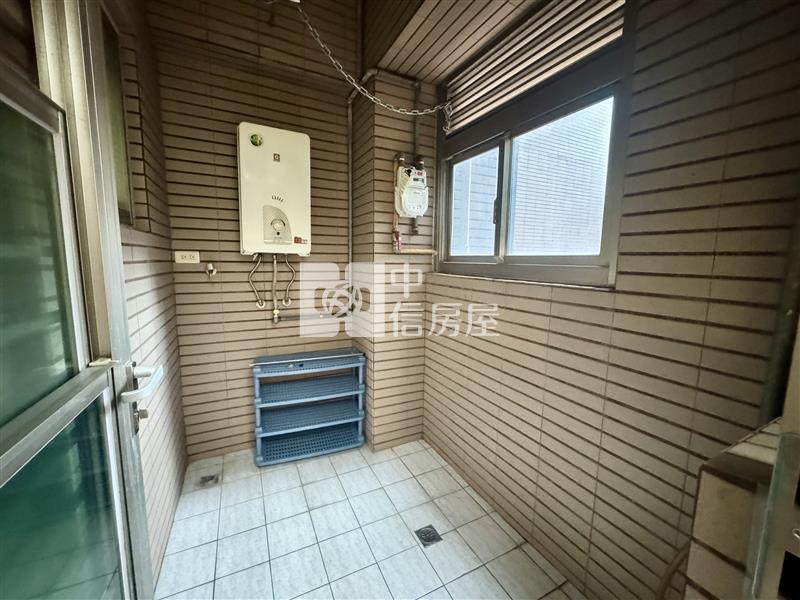 【奔馳】花都房屋室內格局與周邊環境