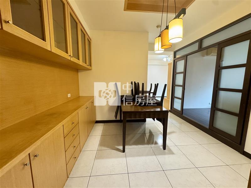 【奔馳】花都房屋室內格局與周邊環境