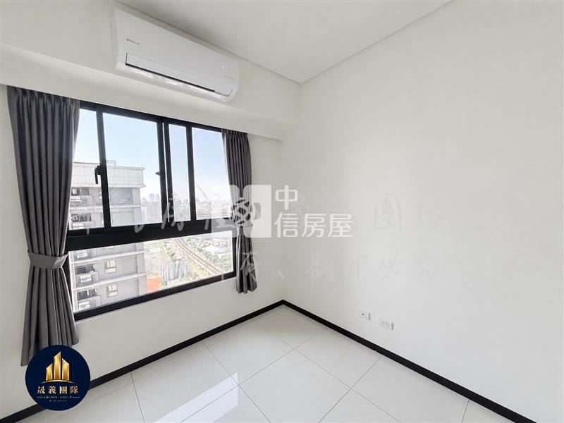A7高樓層邊間戶|三房最好戶型大車位| 精緻裝潢即可入住房屋室內格局與周邊環境