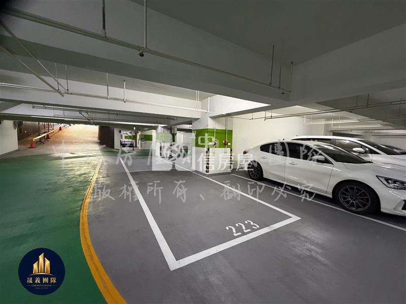 A7高樓層邊間戶|三房最好戶型大車位| 精緻裝潢即可入住房屋室內格局與周邊環境