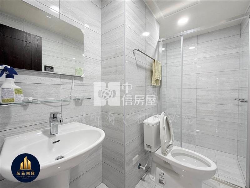 A7高樓層邊間戶|三房最好戶型大車位| 精緻裝潢即可入住房屋室內格局與周邊環境