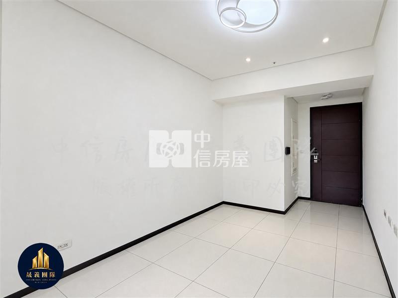 A7高樓層邊間戶|三房最好戶型大車位| 精緻裝潢即可入住房屋室內格局與周邊環境
