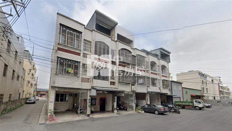 龍井國小旁邊間活路透天(專任)房屋室內格局與周邊環境