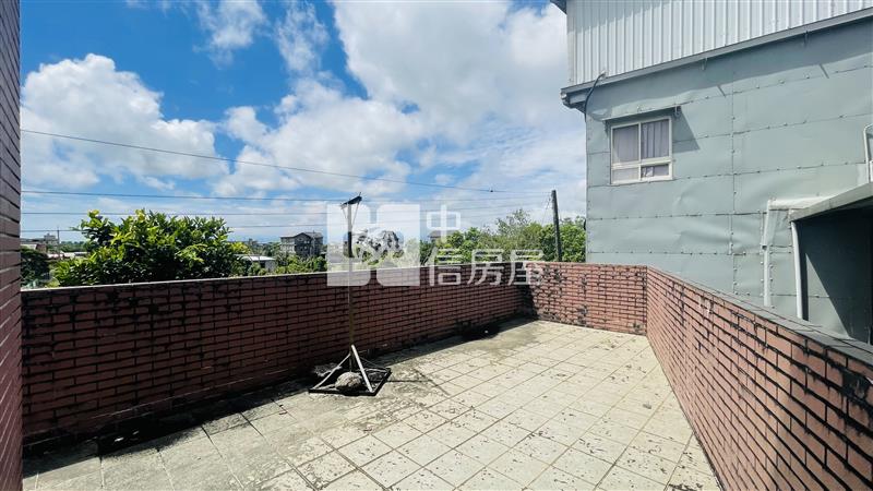 甕窯雞近交流道獨棟透天別墅房屋室內格局與周邊環境
