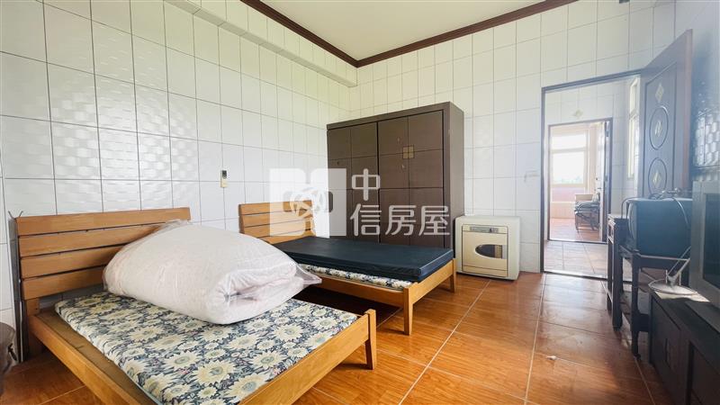甕窯雞近交流道獨棟透天別墅房屋室內格局與周邊環境