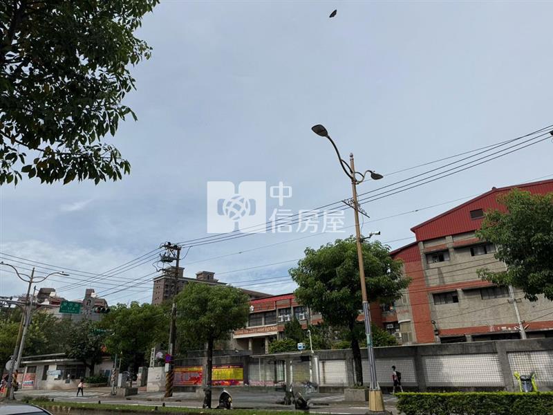 (A)【獨家專任】內壢後站榮民路稀有一樓三房釋出(中信卓越團隊)房屋室內格局與周邊環境