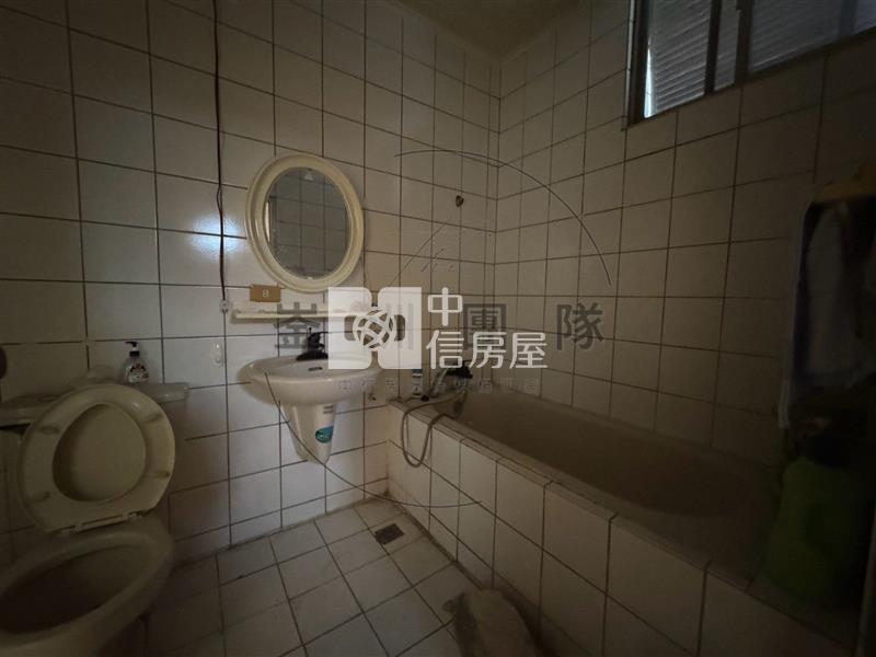 民有路前院透天房屋室內格局與周邊環境