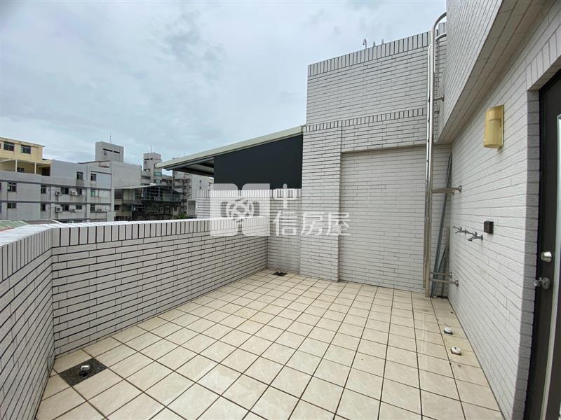 豐原臨路雙車透店房屋室內格局與周邊環境