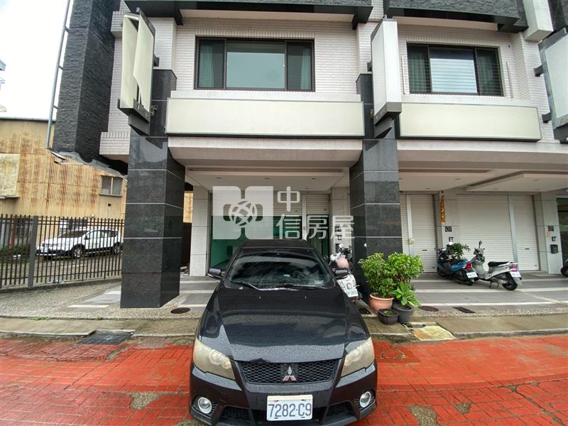 豐原臨路雙車透店房屋室內格局與周邊環境