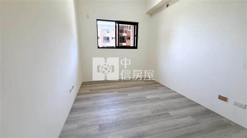 客運園區英堡日朗邊間三房車房屋室內格局與周邊環境
