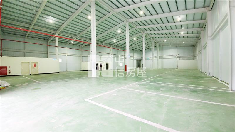 H116龜山挑高鐵皮廠房屋室內格局與周邊環境