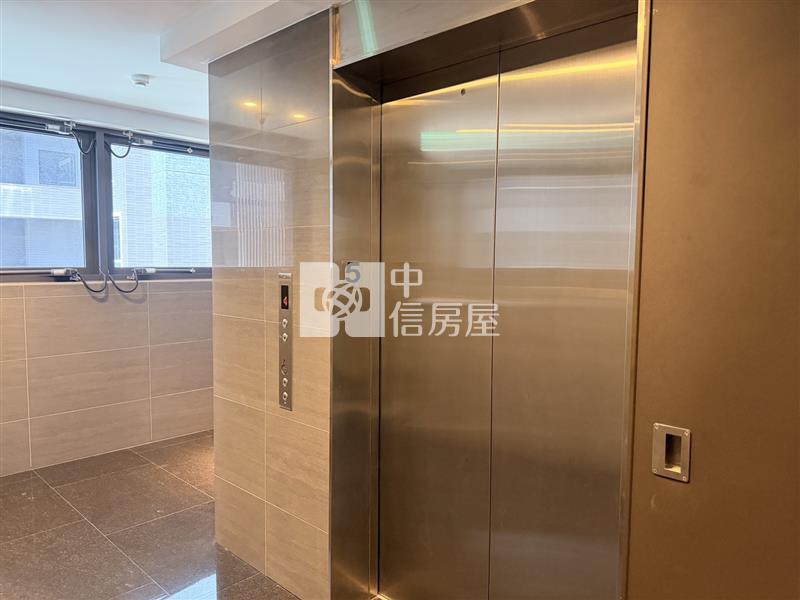 昭揚CBD經貿中心面綠景含車位房屋室內格局與周邊環境