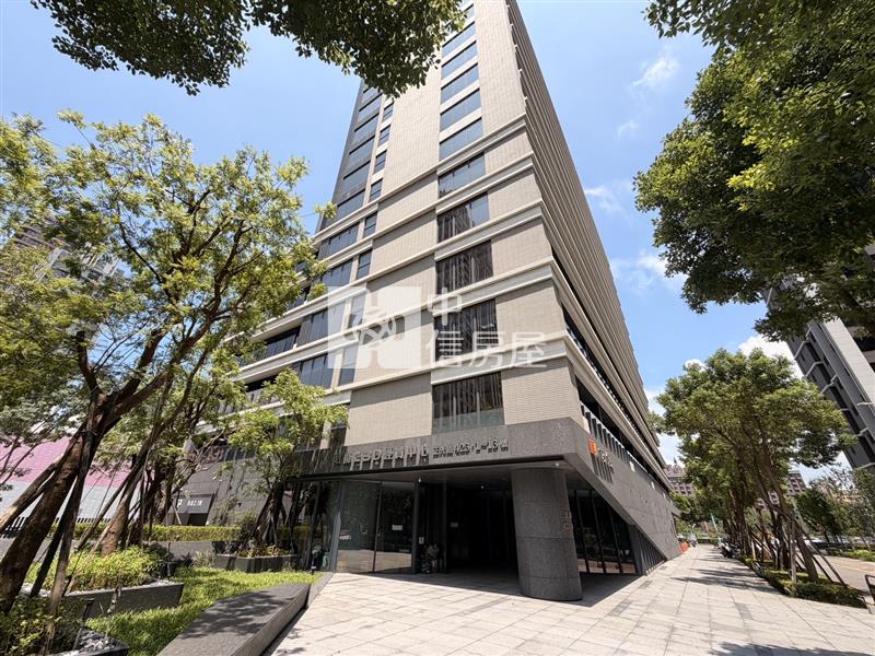 昭揚CBD經貿中心面綠景含車位房屋室內格局與周邊環境