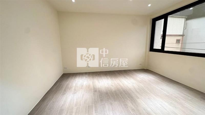 【新世紀】A20整新大地坪美透天房屋室內格局與周邊環境