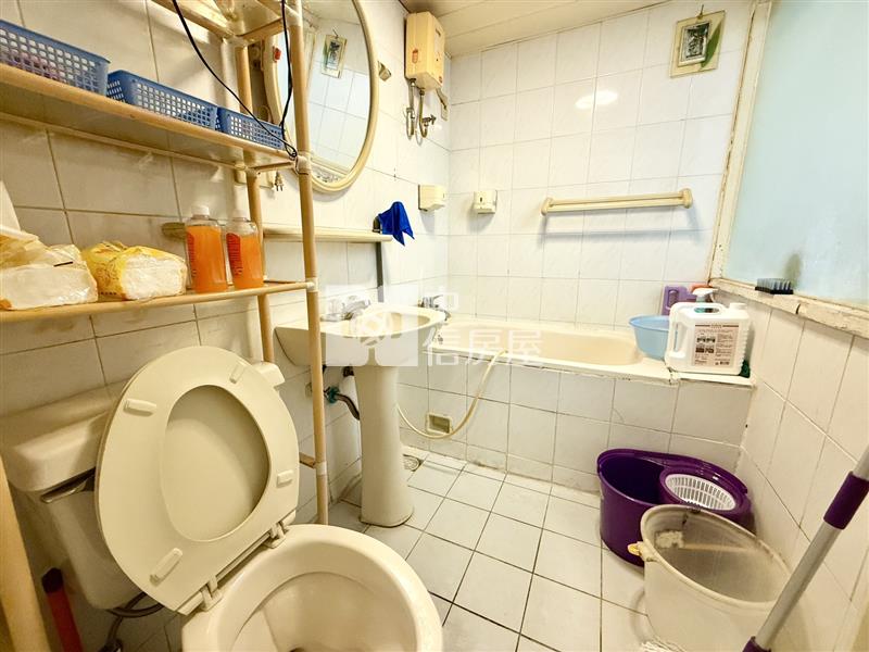 美術園道低總價高樓層套房房屋室內格局與周邊環境