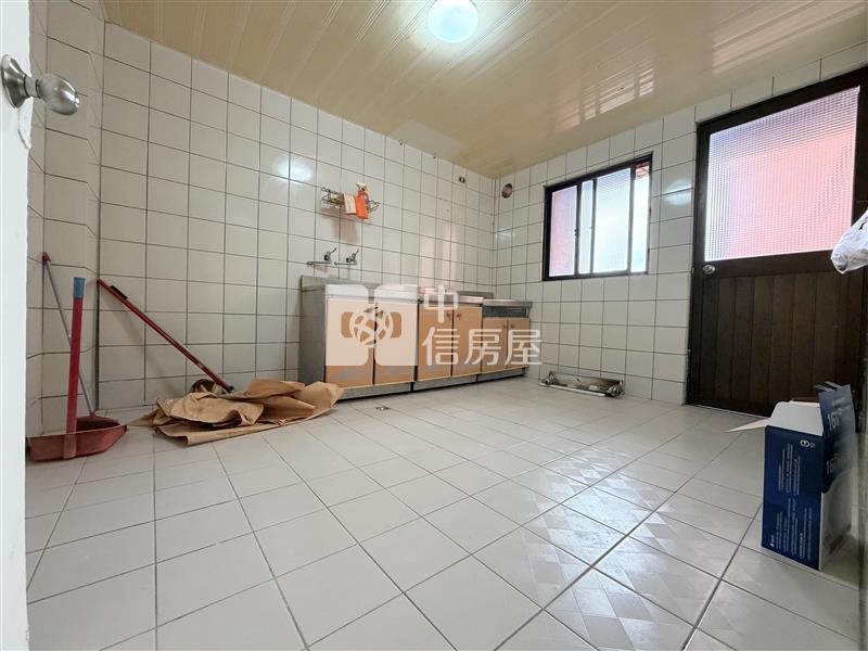 龍岡忠貞三房房屋室內格局與周邊環境