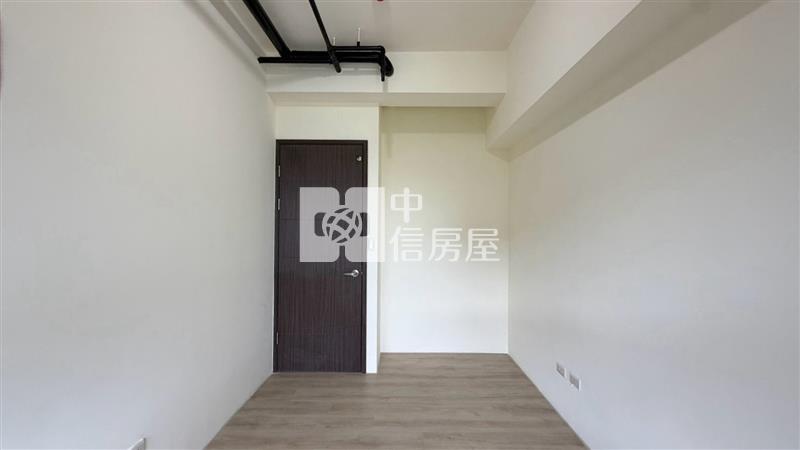高鐵特區二房平車房屋室內格局與周邊環境