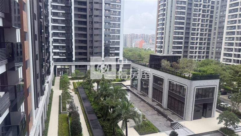 高鐵特區二房平車房屋室內格局與周邊環境