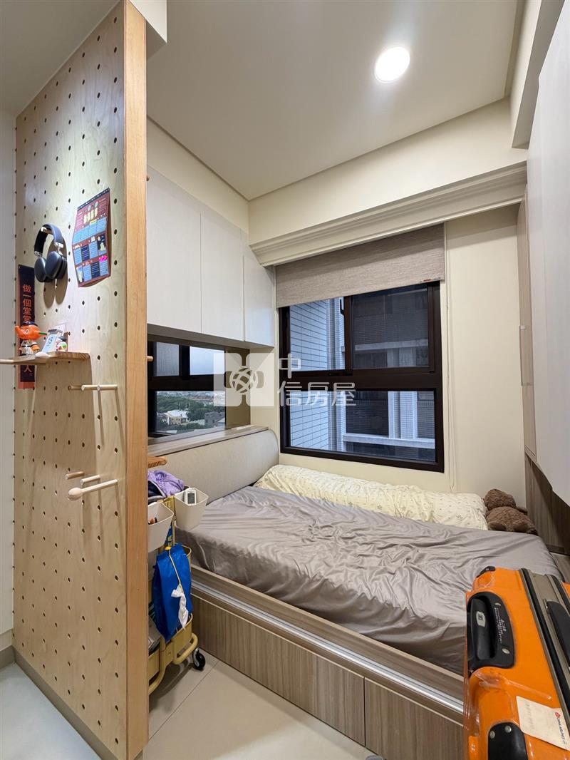 lalaport 高樓層三房雙平車朝南視野戶房屋室內格局與周邊環境
