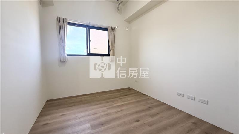 大園客運園區英堡日朗-雙面採光電梯邊間大兩房房屋室內格局與周邊環境
