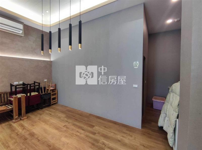 客運園區-高誠君閱店面近大園國中房屋室內格局與周邊環境