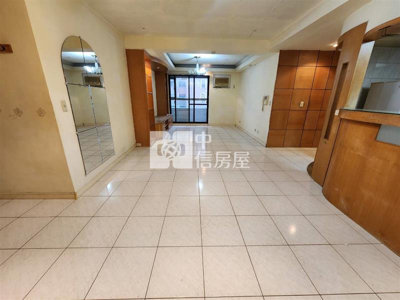 巴黎花都大三房房屋室內格局與周邊環境