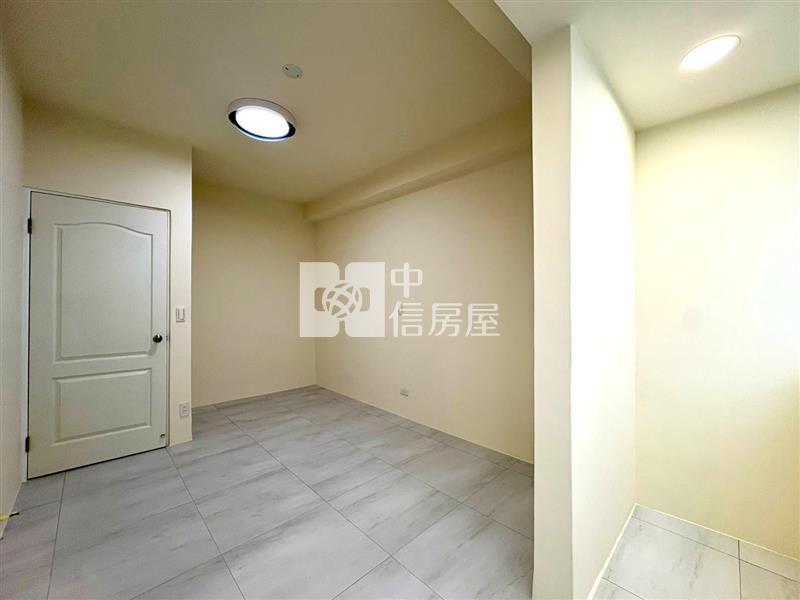 興進路全新裝潢美三房|水管電線全更新房屋室內格局與周邊環境