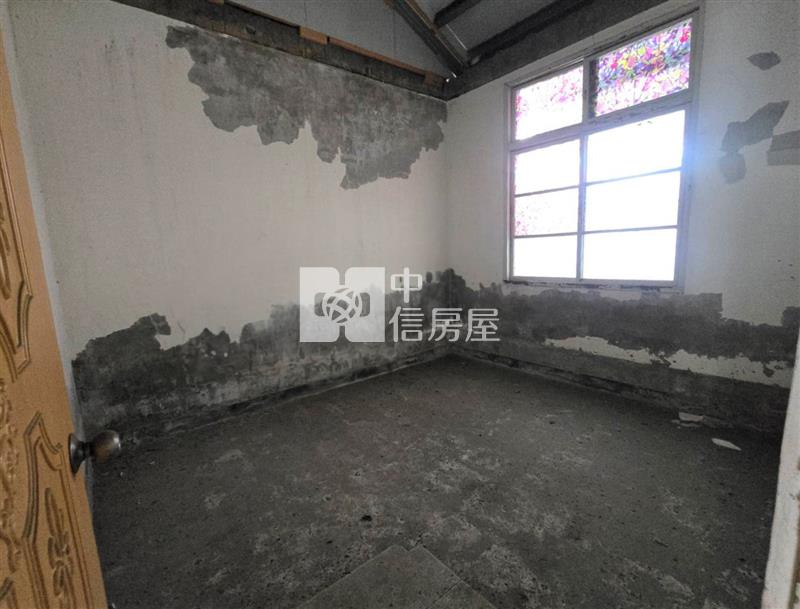 崇倫學區大面寬平房房屋室內格局與周邊環境