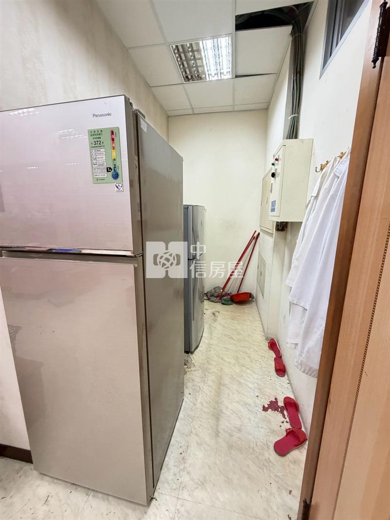 高雄軟體科技園區國城UFO智慧辦公大樓1房屋室內格局與周邊環境