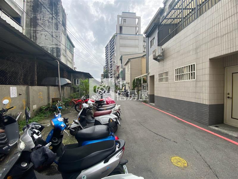 一中夜市旁電梯收租15套房屋室內格局與周邊環境