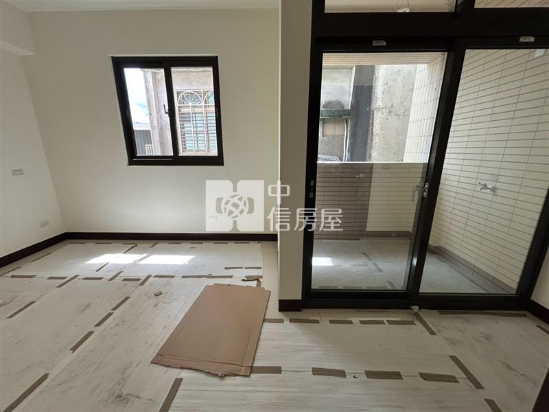 大溪電梯別墅-全新完工房屋室內格局與周邊環境