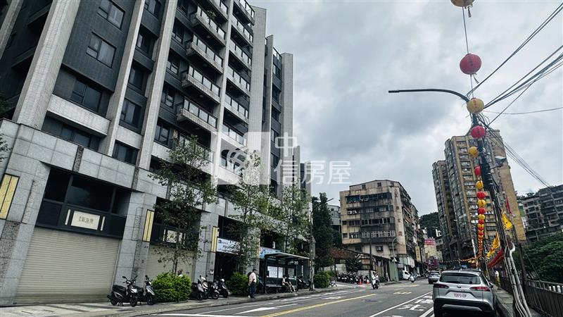▲新海灣金店透天A+車位房屋室內格局與周邊環境