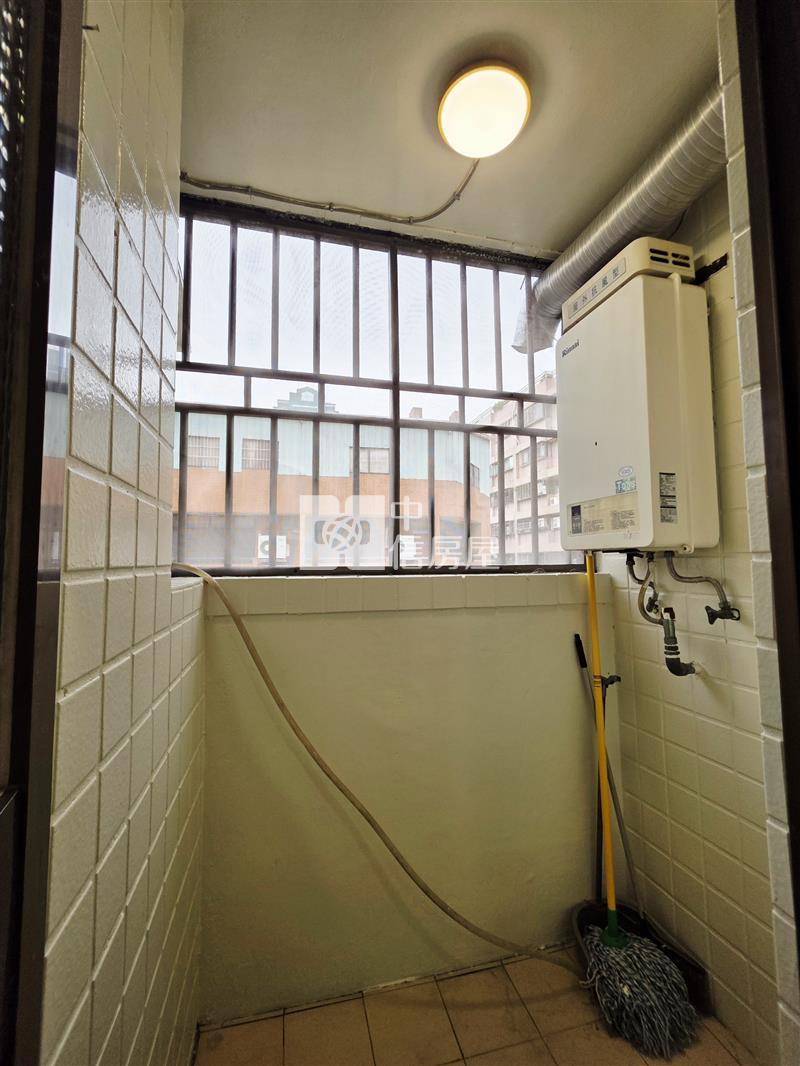 北屯一點利商圈全新整理免千萬美三房房屋室內格局與周邊環境