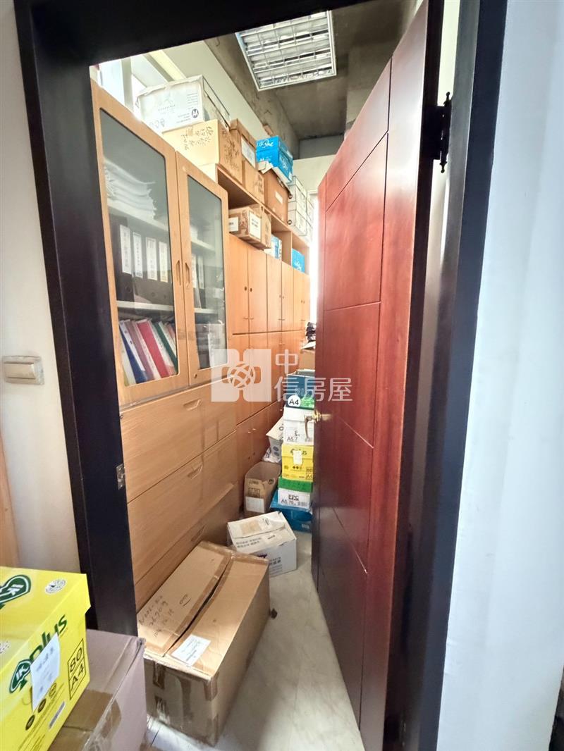 高雄軟體科技園區國城UFO智慧辦公大樓2房屋室內格局與周邊環境