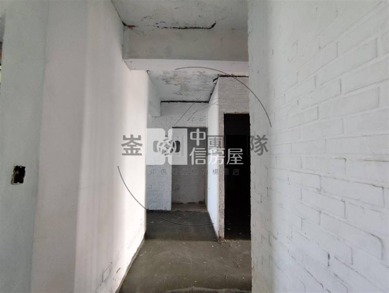 【獨賣】中壢龍岡兩戶打通/9套隔間房屋室內格局與周邊環境