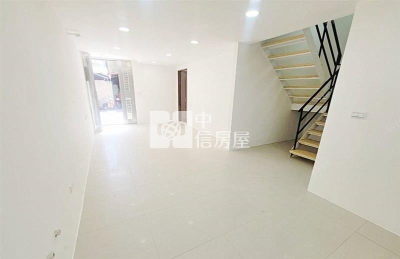 【新世紀】高鐵南路埔頂國小新整透天房屋室內格局與周邊環境