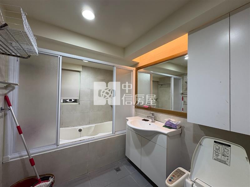 專任 🏡永康公園電梯美三房房屋室內格局與周邊環境