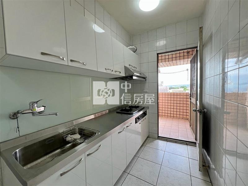 1K46皇家花園三房車近三鐵共構房屋室內格局與周邊環境