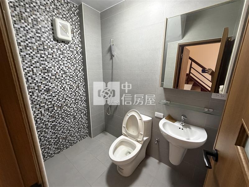 A1-127輕屋齡高級裝修招待所房屋室內格局與周邊環境