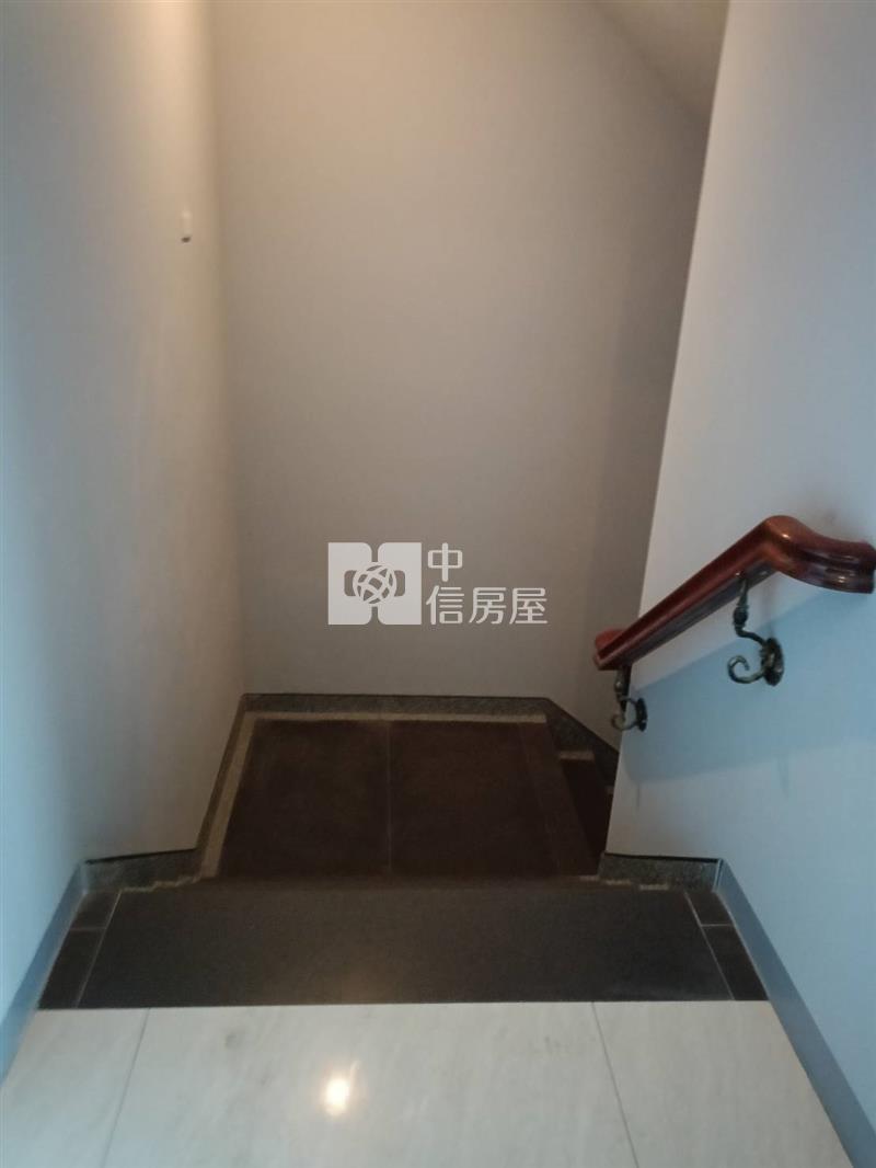 富岡全新電梯別墅房屋室內格局與周邊環境