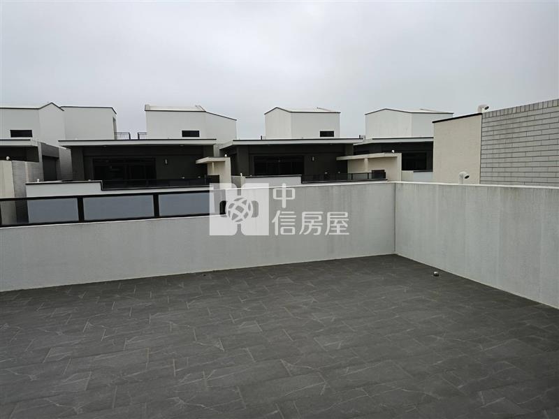 富岡全新電梯別墅房屋室內格局與周邊環境