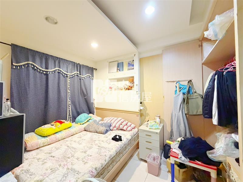 近交流道義興國小平興國中雙學區別墅(可停雙車）房屋室內格局與周邊環境